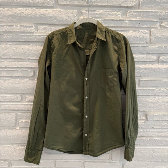 Frank & Eileen Barry Button Down - Small - Picture 2 of 9